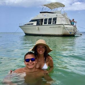 Meet your Posher, Leslie